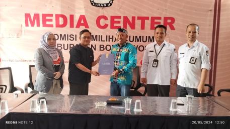 fakultas-teknik-universitas-nurul-jadid-laksanakan-program-mbkm-mandiri-di-kpu-bondowoso